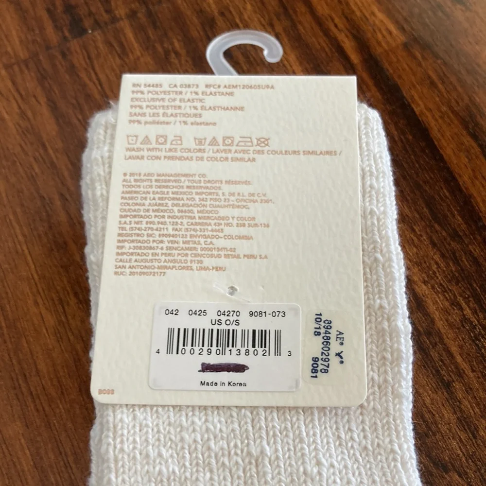 NEW American Eagle Ombré Crew Socks Knit White Grey Black O/S One Size NWT